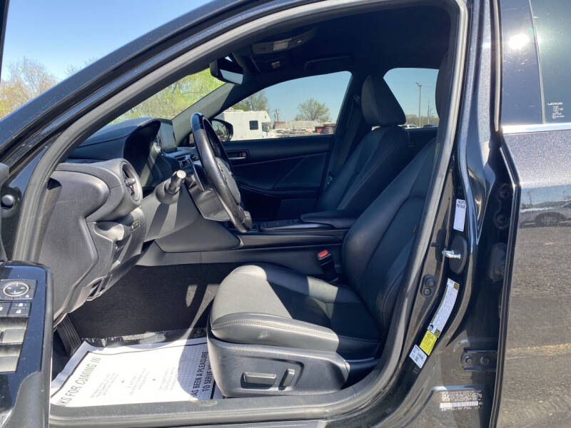 2021 Lexus IS 300