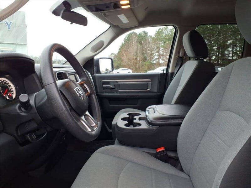 2024 RAM 1500 Classic SLT