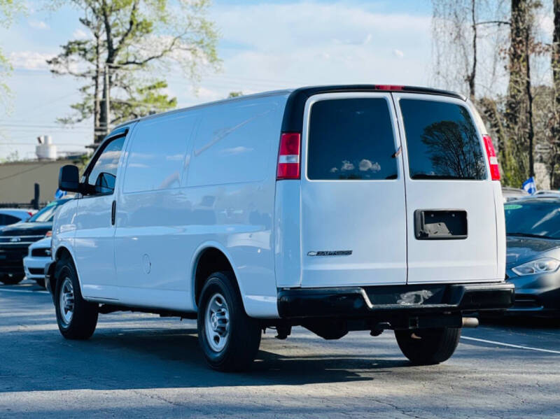 2019 Chevrolet Express 2500