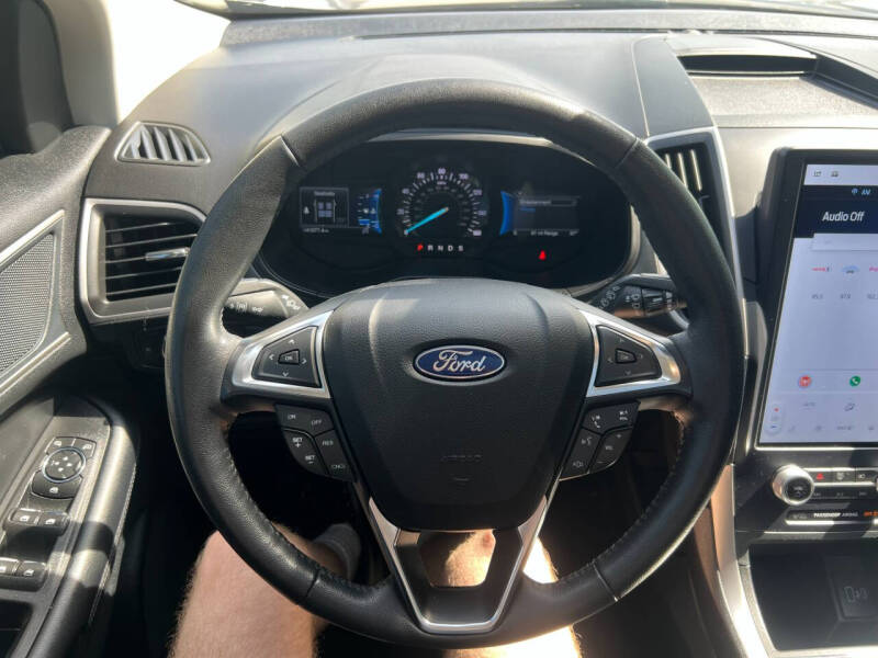 2022 Ford Edge