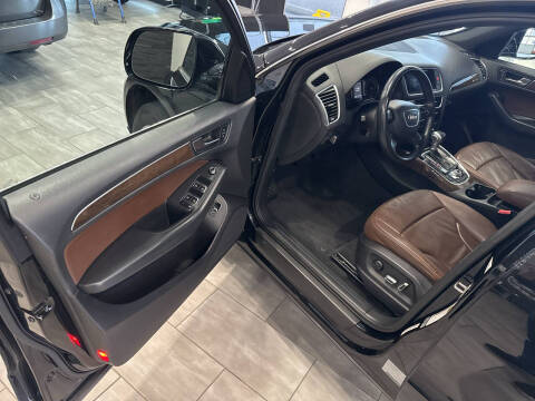 2017 Audi Q5 2.0T quattro Premium