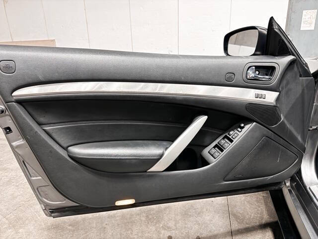 2015 Infiniti Q60 Convertible