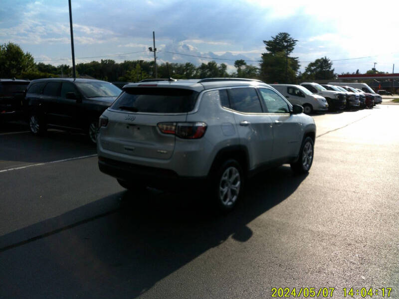 2024 Jeep Compass Latitude