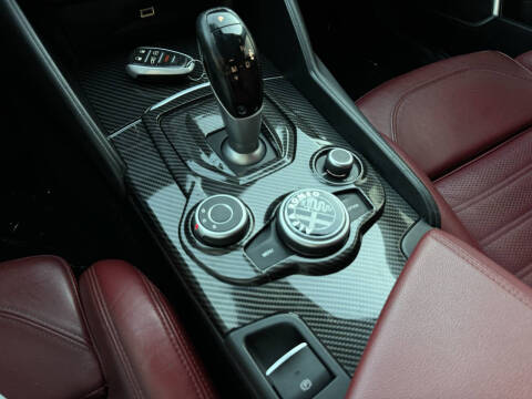 2017 Alfa Romeo Giulia Ti