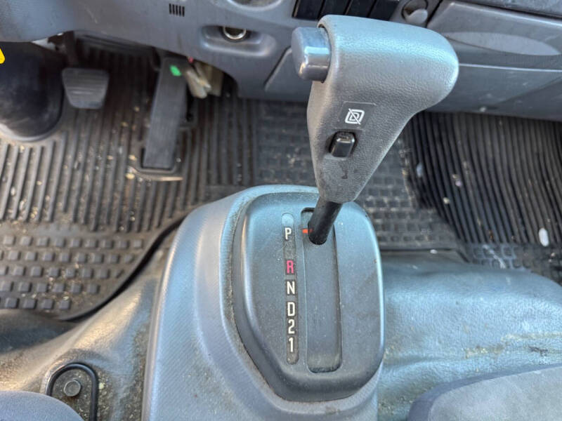 2014 Isuzu NRR