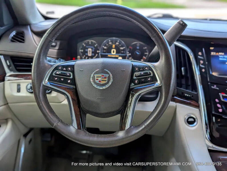 2015 Cadillac Escalade Luxury