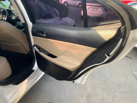 2019 Lexus IS 300
