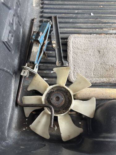 1986 Mazda B2000