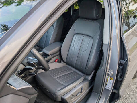 2021 Audi e-tron quattro Premium