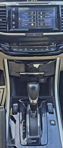 2017 Honda Accord Hybrid EX-L