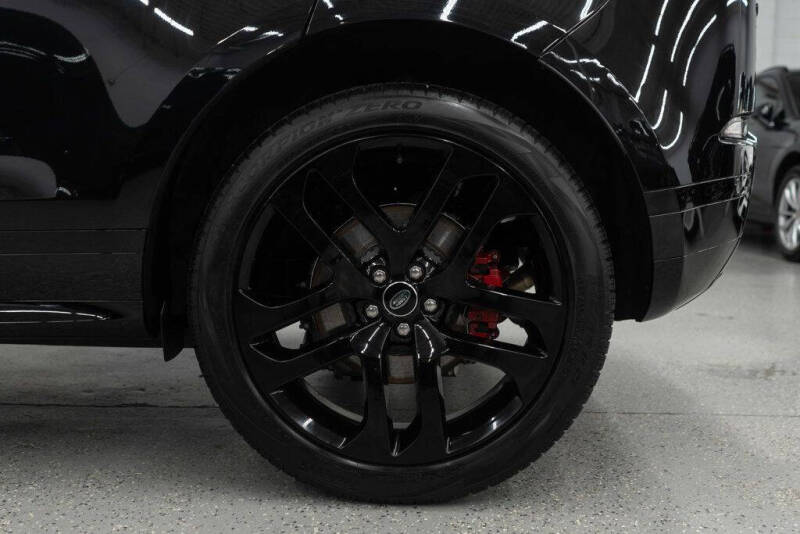 2023 Land Rover Range Rover Evoque P300 R-Dynamic HST