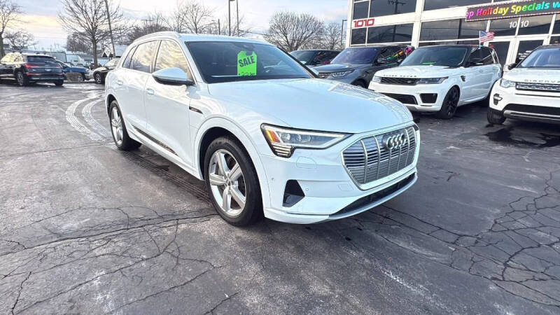 2019 Audi e-tron quattro Premium Plus