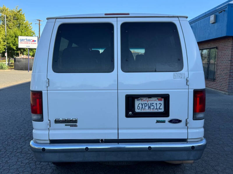 2012 Ford E-Series E-350 SD