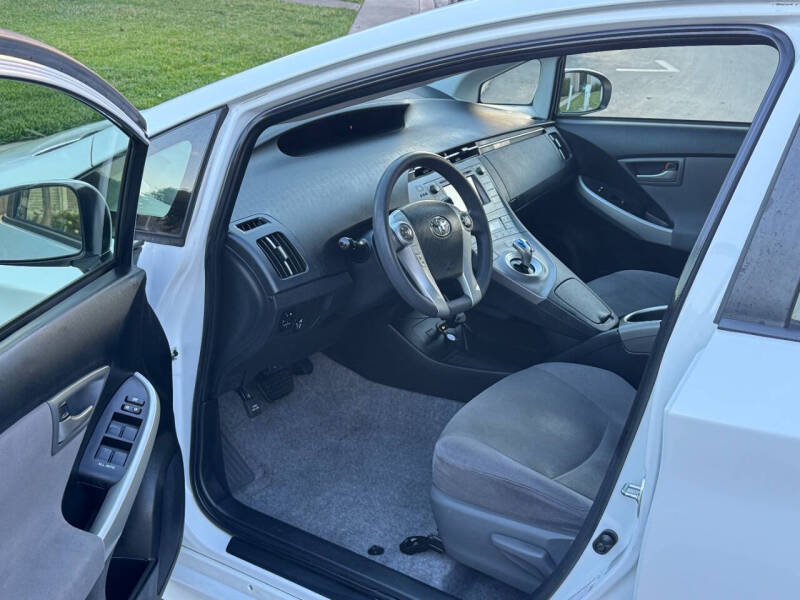 2013 Toyota Prius One