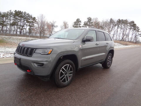 2021 Jeep Grand Cherokee for sale at Garza Motors in Shakopee MN