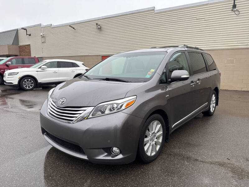 2017 Toyota Sienna Limited Premium 7-Passenger