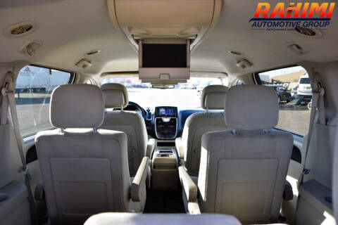 2012 Chrysler Town and Country Touring