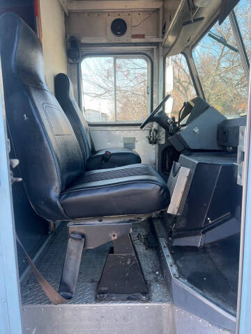 1992 Chevrolet P30 Forward Control Chassis