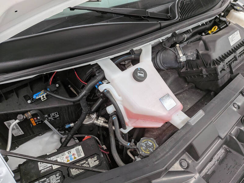 2025 GMC Savana 2500