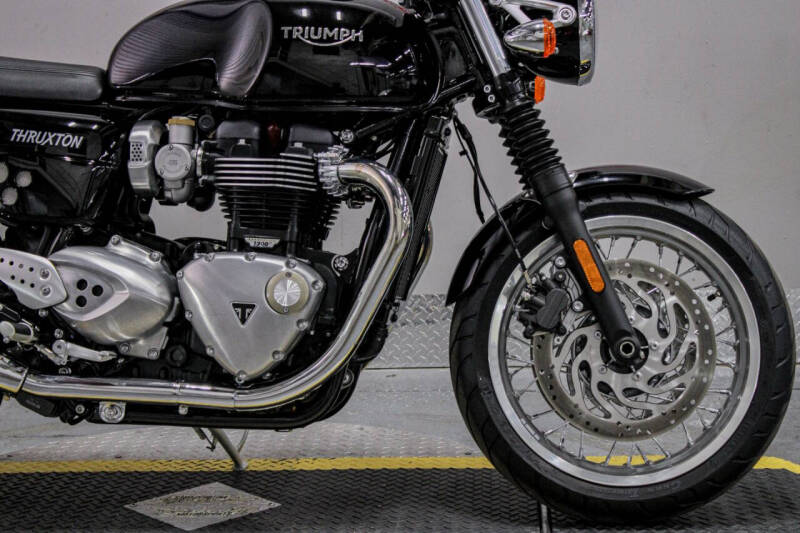 2017 Triumph Thruxton 1200