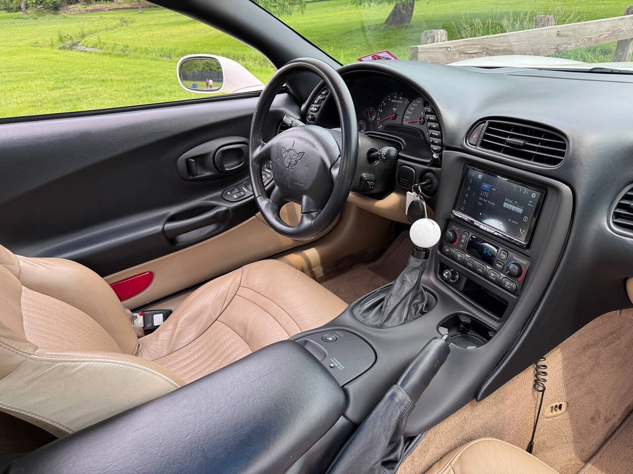 2001 Chevrolet Corvette 36