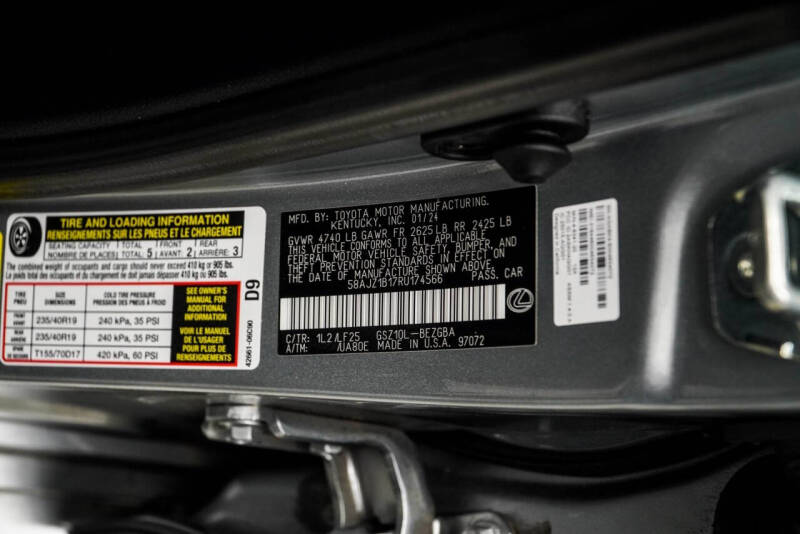 2024 Lexus ES 350 F SPORT Handling