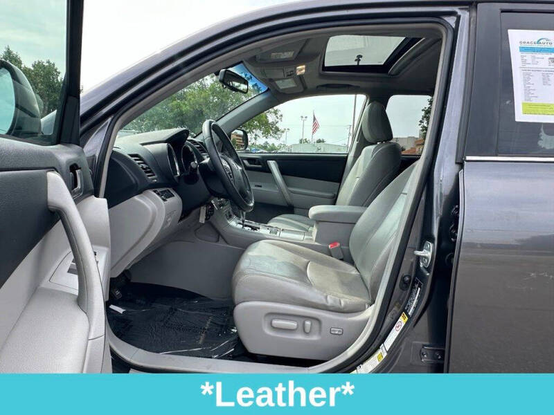 2013 Toyota Highlander SE