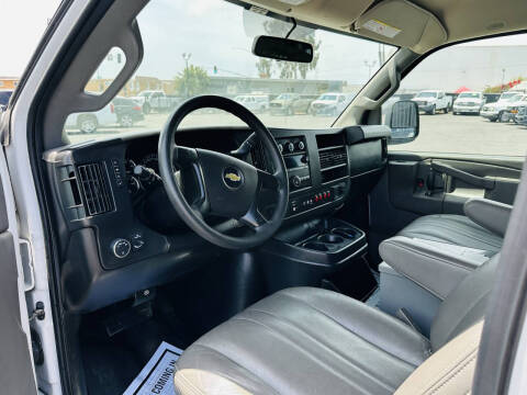 2016 Chevrolet Express 2500