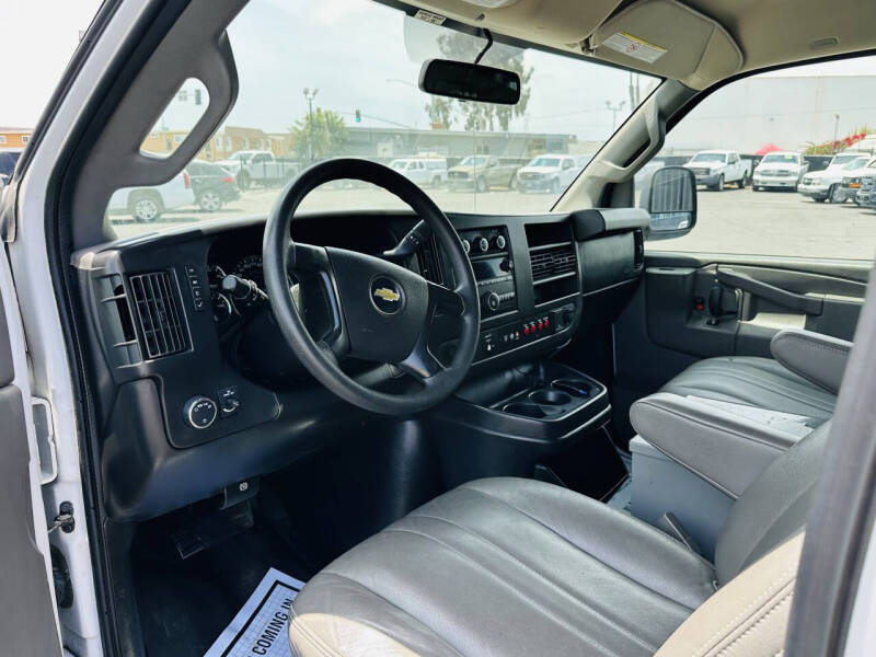 2016 Chevrolet Express 2500