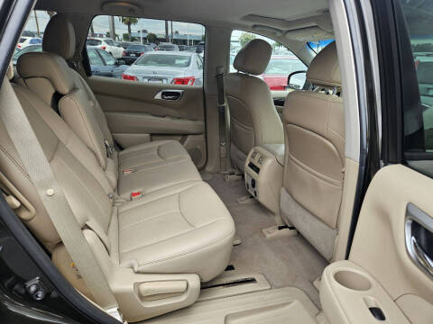 2015 Nissan Pathfinder Platinum