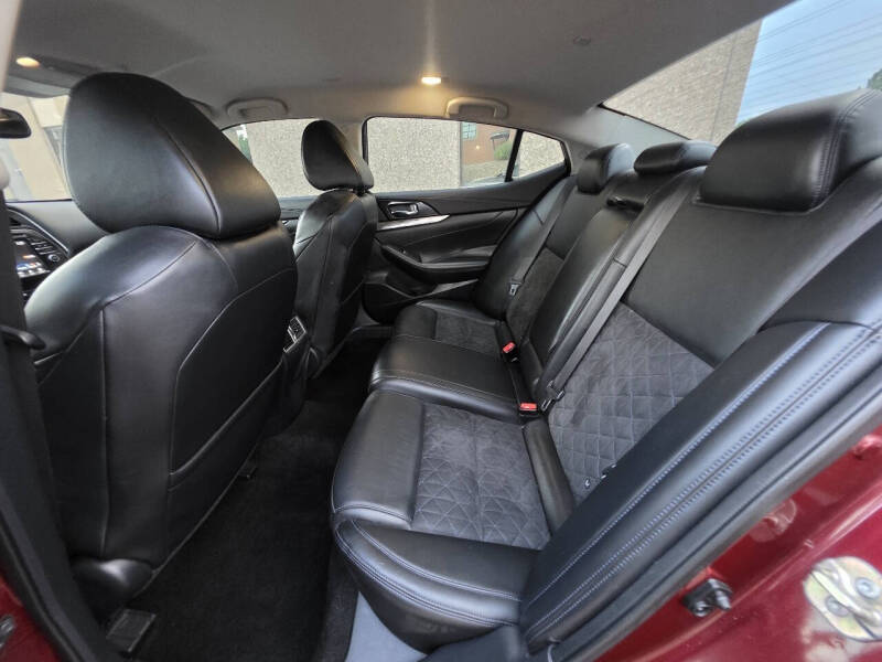 2017 Nissan Maxima 3.5 SR