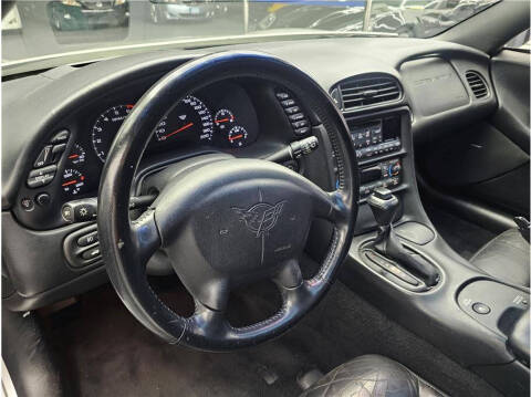 2004 Chevrolet Corvette