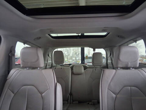 2017 Chrysler Pacifica Limited