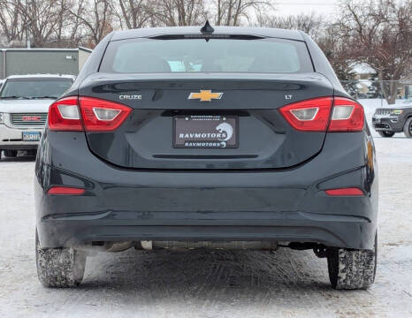 2017 Chevrolet Cruze LT Auto
