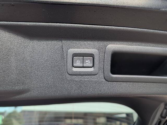 2026 Mazda CX-50 2.5 S Meridian Edition