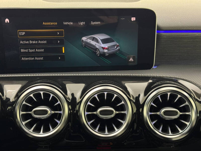 2019 Mercedes-Benz A-Class A 220