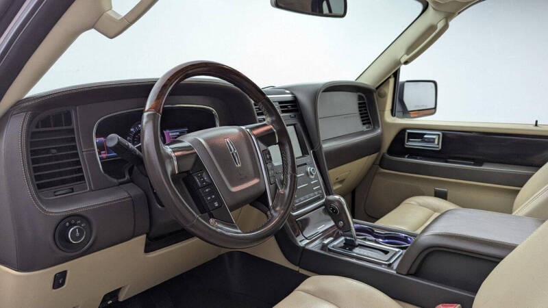 2017 Lincoln Navigator Reserve