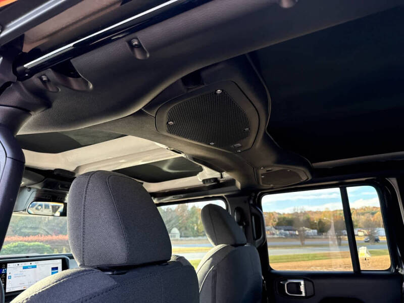 2026 Jeep Gladiator Willys