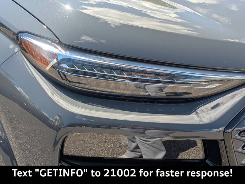 2025 Audi SQ6 e-tron quattro Premium Plus