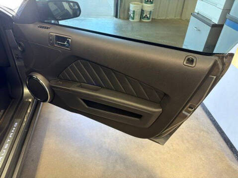 2013 Ford Mustang V6 Premium