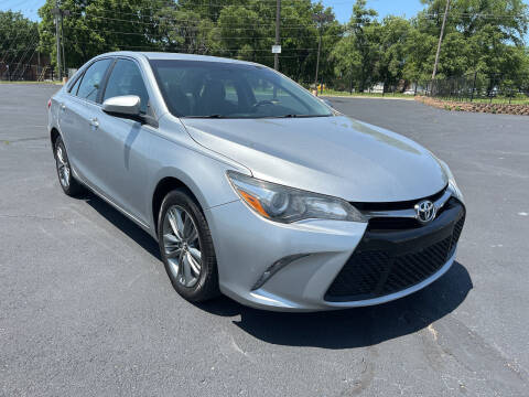 2017 Toyota Camry for sale at KC Carplex in Grandview MO