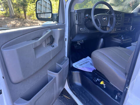 2017 Chevrolet Express 2500