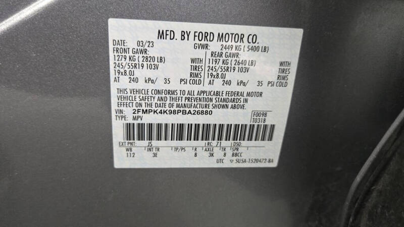 2023 Ford Edge Titanium