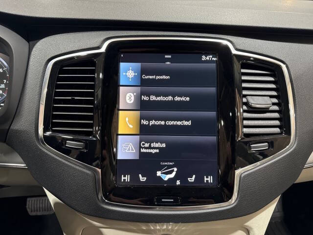2022 Volvo XC90 T5 Momentum