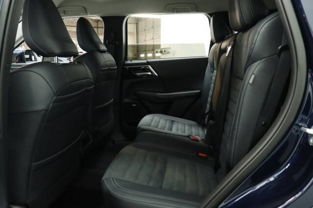 2026 Mitsubishi Outlander SE