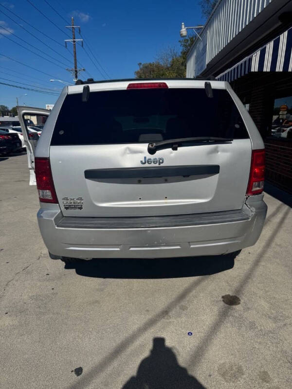 2007 Jeep Grand Cherokee Laredo