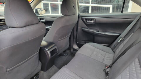 2016 Toyota Camry SE