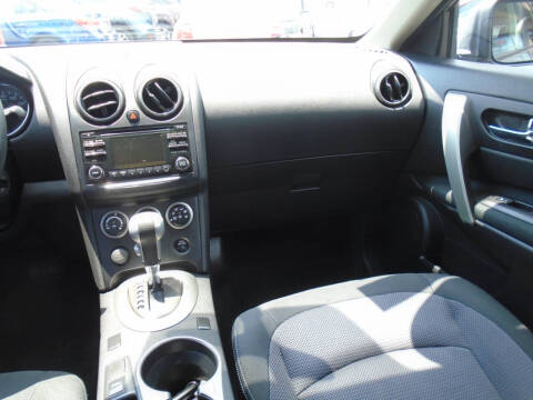 2012 Nissan Rogue SV w/SL Package