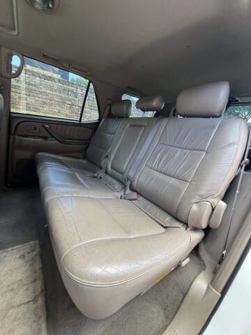 2004 Toyota Sequoia Limited