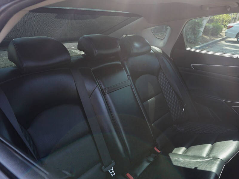 2017 Kia Cadenza Limited